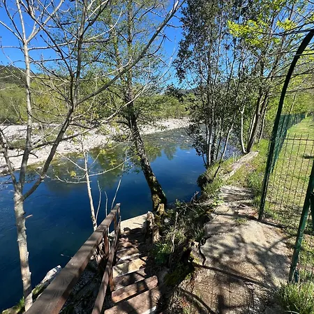 En Ardeche Avec Acces Direct A La Riviere