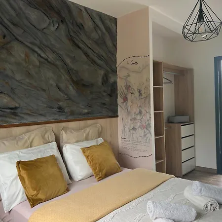 En Ardèche Avec Accès Direct à La Rivière Villa *